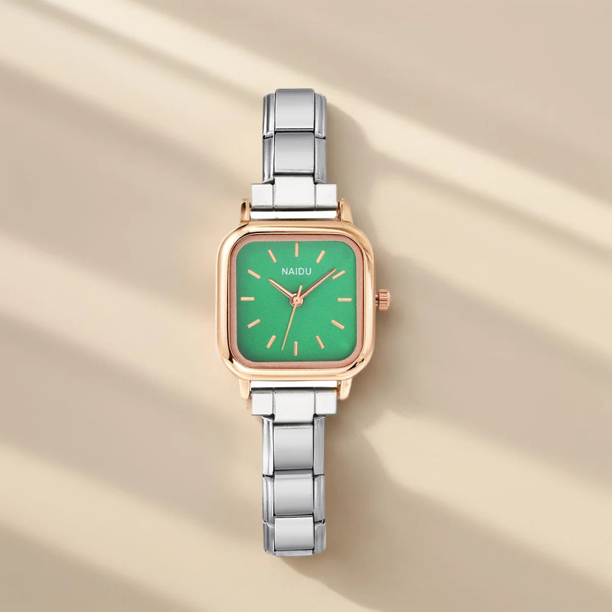 Quartz Watch 379